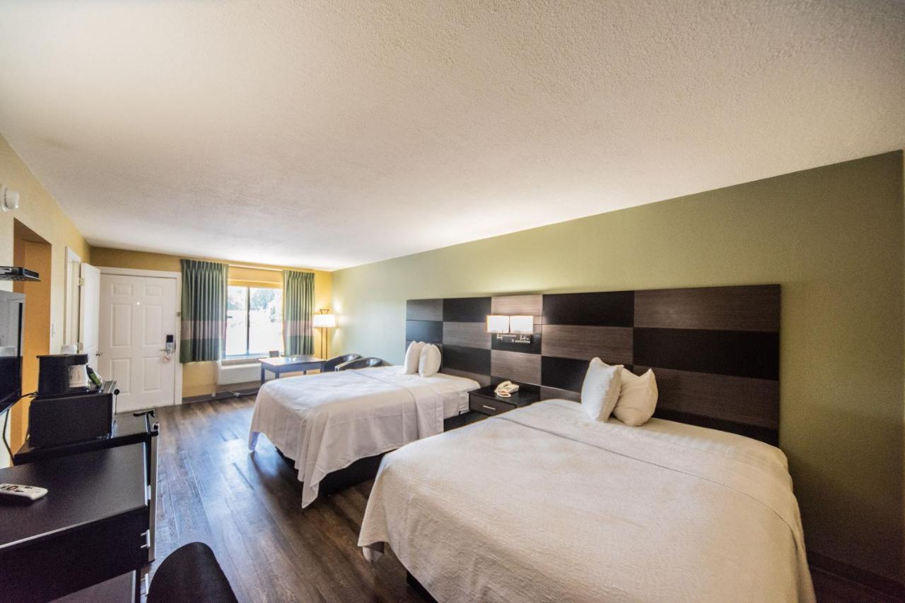 Relax Inn And Suites Kuttawa Екстериор снимка