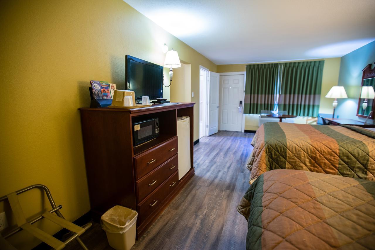 Relax Inn And Suites Kuttawa Екстериор снимка