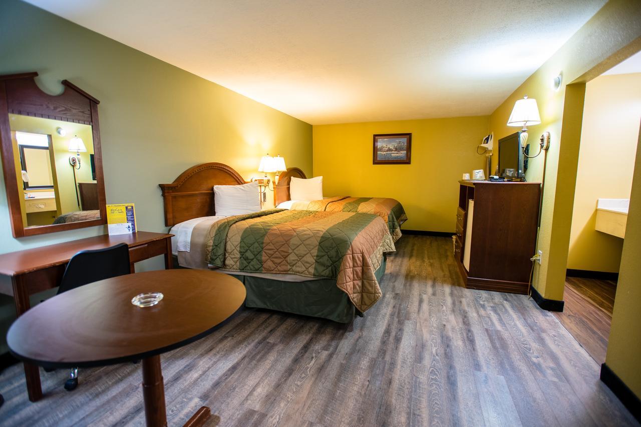 Relax Inn And Suites Kuttawa Екстериор снимка