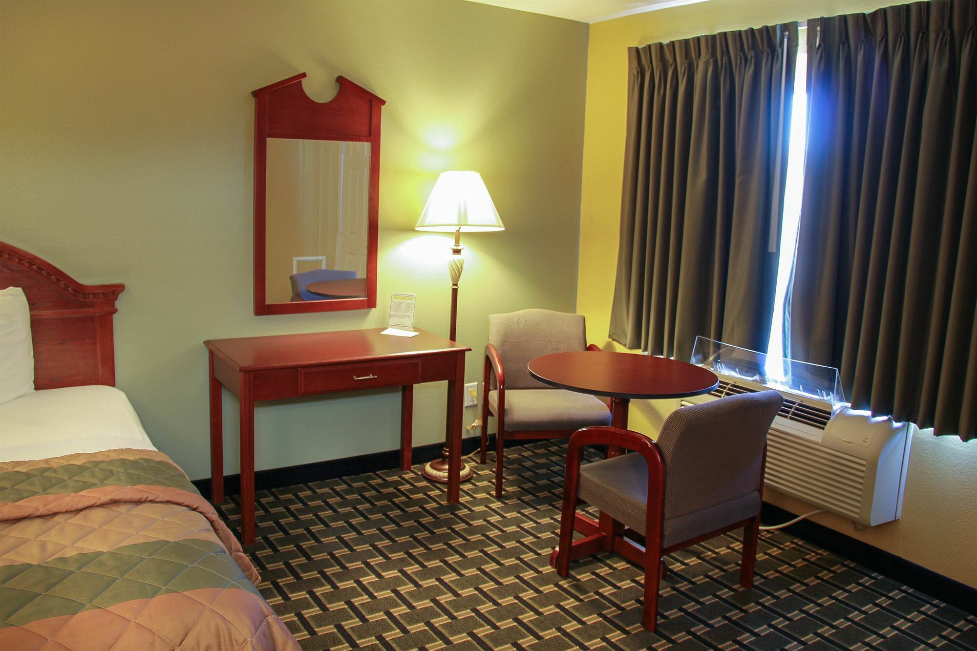 Relax Inn And Suites Kuttawa Екстериор снимка